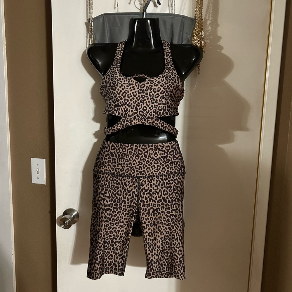 Leopard Print Workout Set AGF(All Good Feels) Size XS